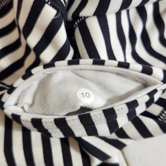 Lululemon Wunder Under Crop II Leggings Size 10 Black White Stripe Bold Narrow - Picture 4 of 5